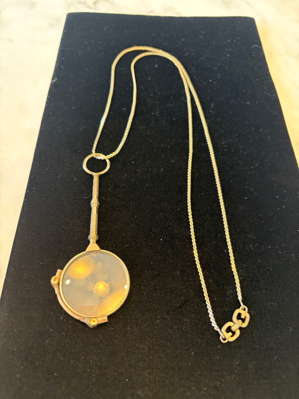 Gold-filled antique lorgnette. London 1800’s. Good working condition.